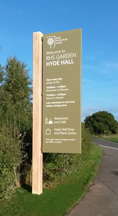 RHS Post mounted signage