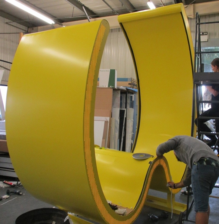 Bringing the Structure to Life On Site: