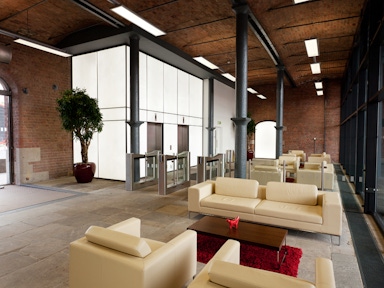 Atlantic Pavillion glass light boxes