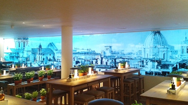 Vapiano glass LED wall
