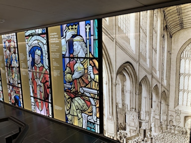 Bath Abbey light wall