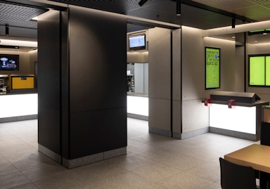 Flagship restaurant LED light boxes