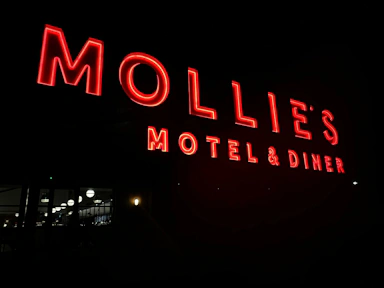 Mollies diner neon sign