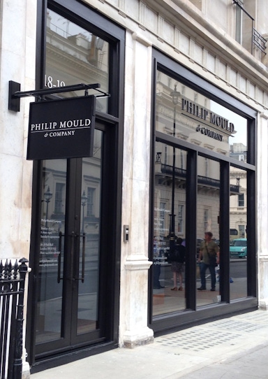 Philip Mould Fascia Signage