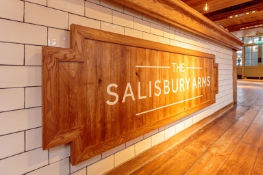 salisbury bespoke signage