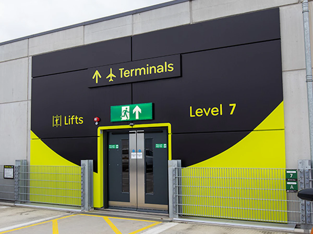 Level 7 Large Portal